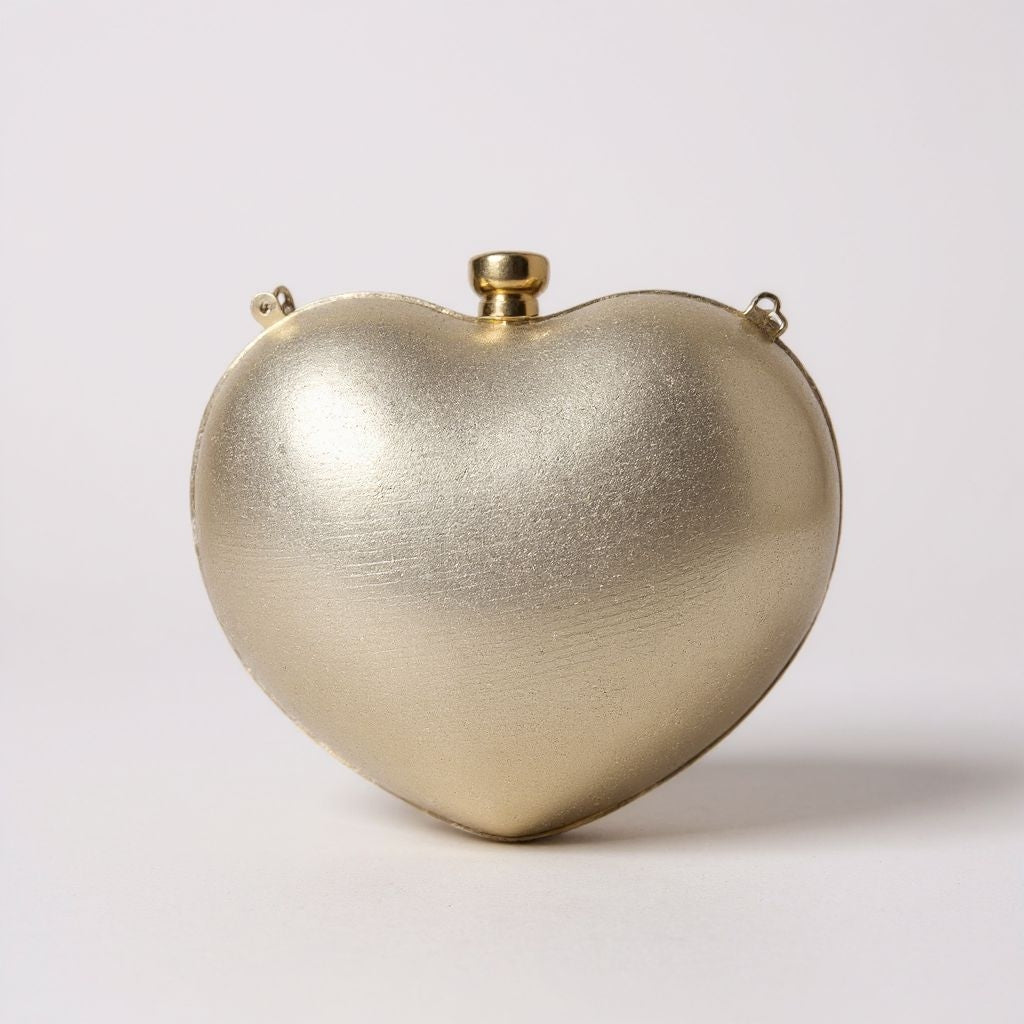 Karathauz Crystal Heart Clutch