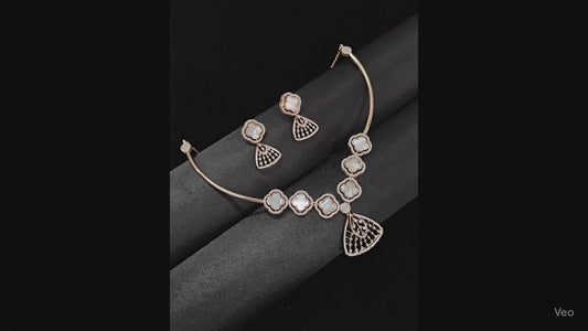 Clover Elegance 925 Silver Necklace Set
